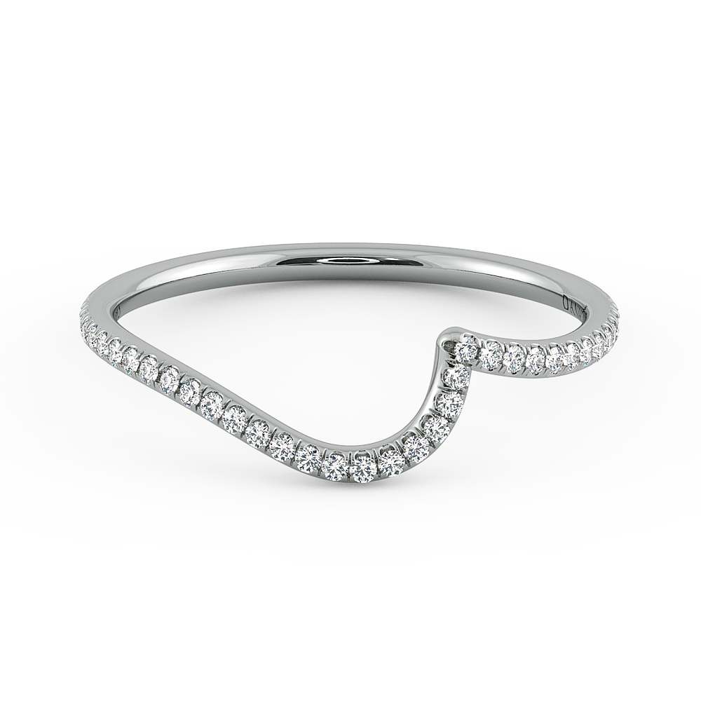 Abbraccio Quarter Moon Curved Diamond Band